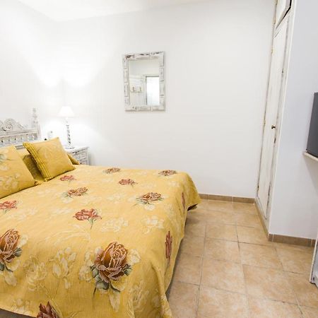 Hostal La Estrella Marbella Zewnętrze zdjęcie