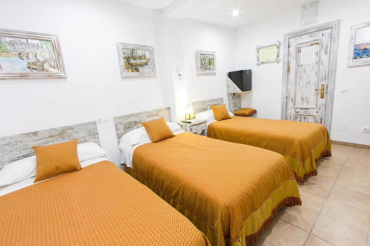 Hostal La Estrella Marbella Zewnętrze zdjęcie